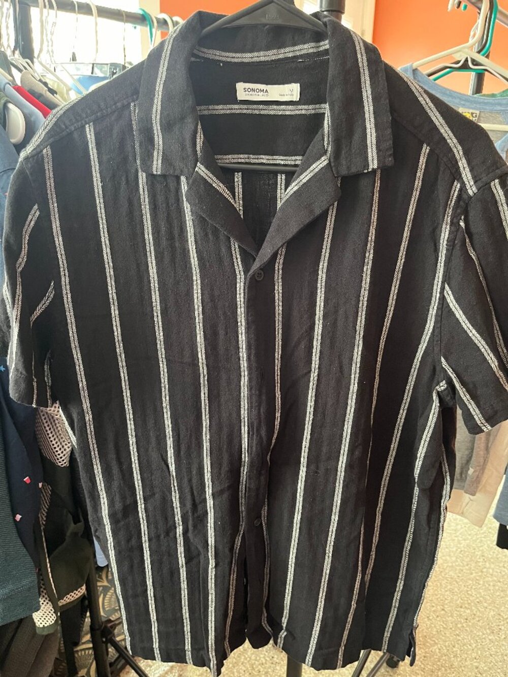 Sonoma Men’s Black Striped Short-Sleeve Button-Up Shirt Size Medium